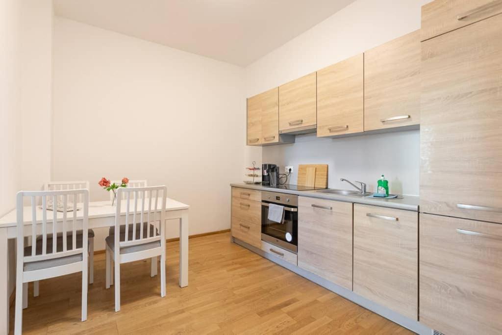 Leben Im Stadtlicht L Lf21 Vienne Extérieur photo